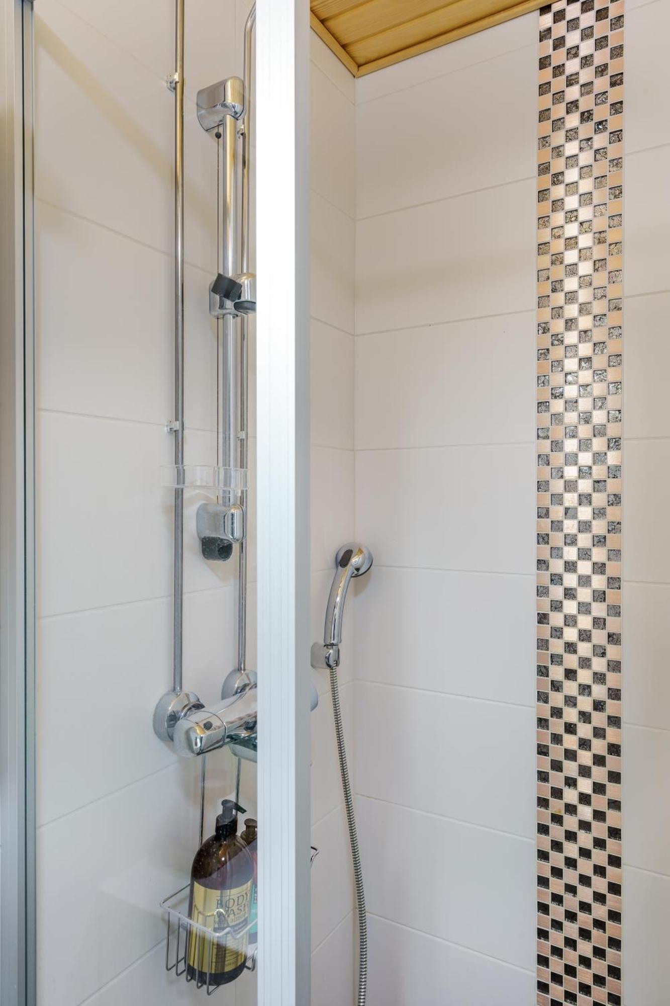 Adorable Arctic Apartment With Sauna Rovaniemi Ngoại thất bức ảnh